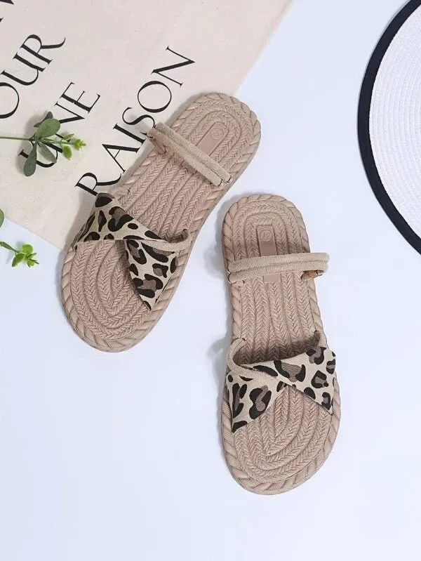 2023 spring barefoot leather flat sandals women's shoes new simple soft sole sandals  slippers