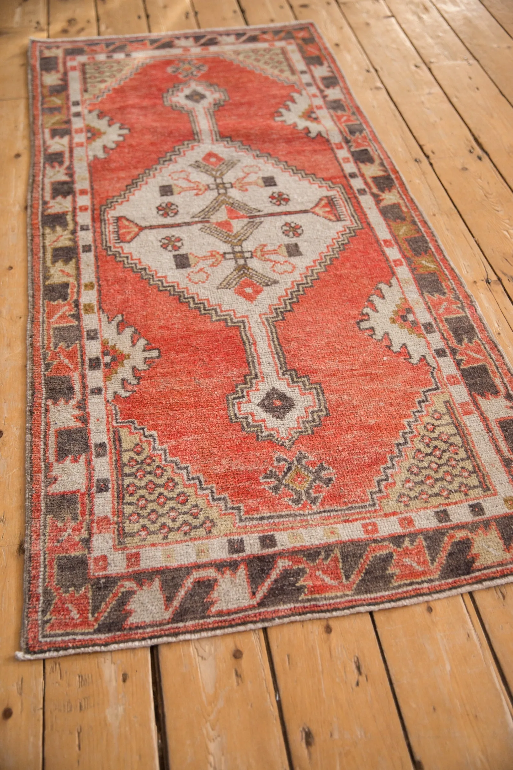 2.5x5.5 Vintage Distressed Oushak Rug Runner