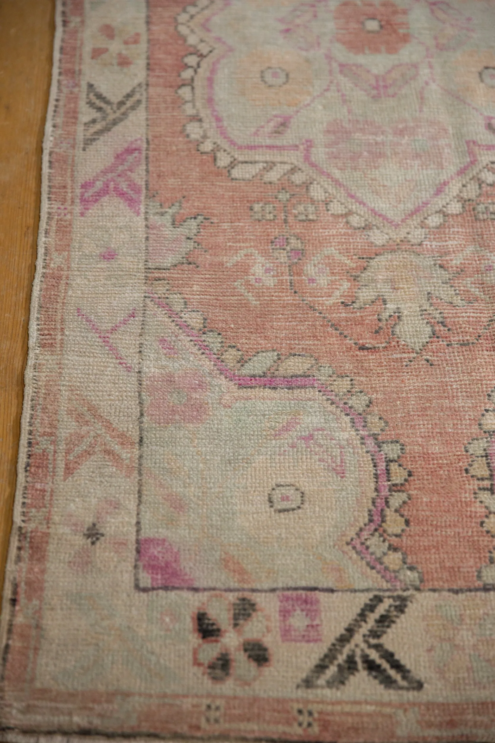 2.5x6 Vintage Distressed Oushak Rug Runner