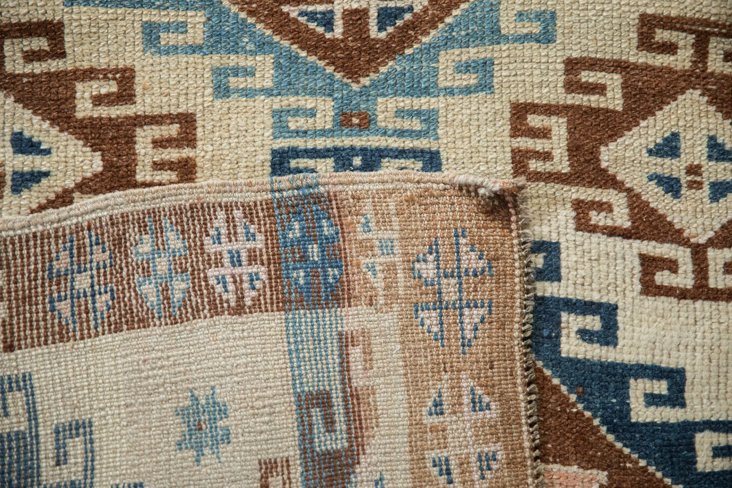 3.5x9.5 Vintage Distressed Kars Rug Runner