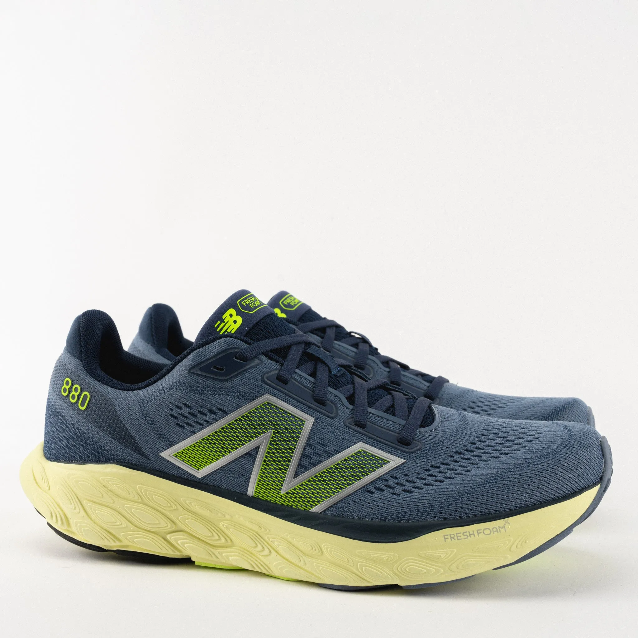 880 V14 - ARCTIC GRAY - MESH