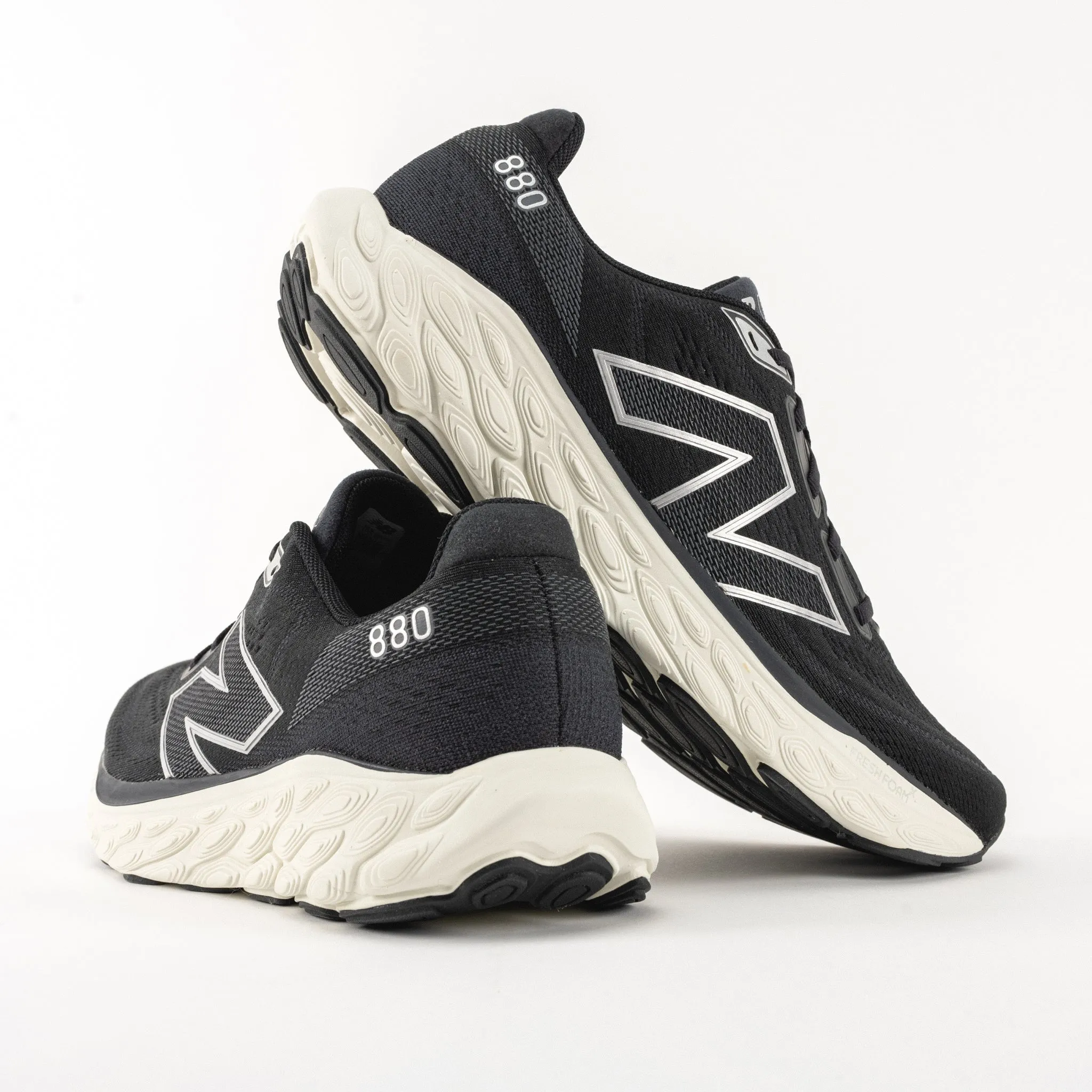 880 V14 - BLACK - MESH