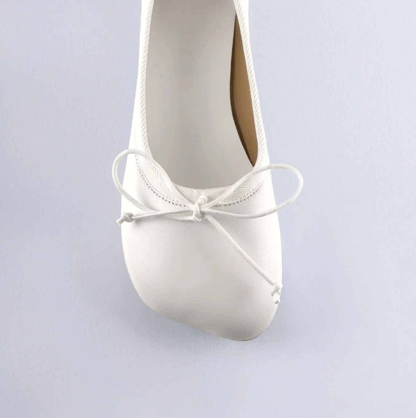 ANATOMIC BALLERINA
