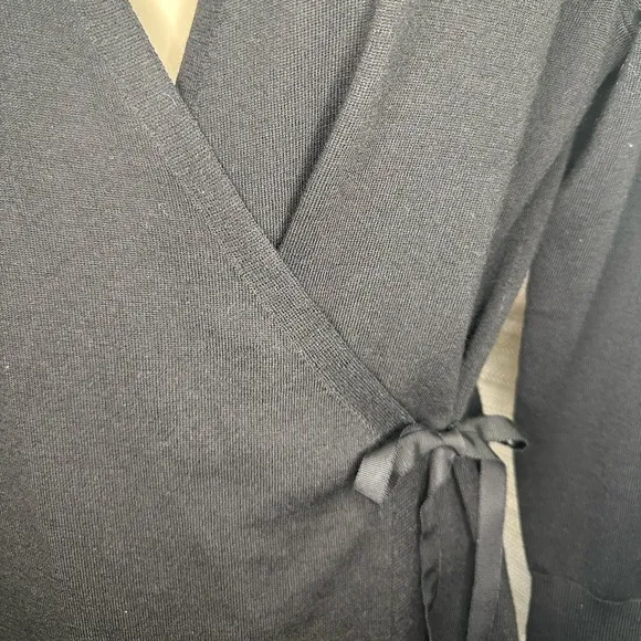 Banana Republic women’s “ballet” wrap/tie MERINO wool sweater size s