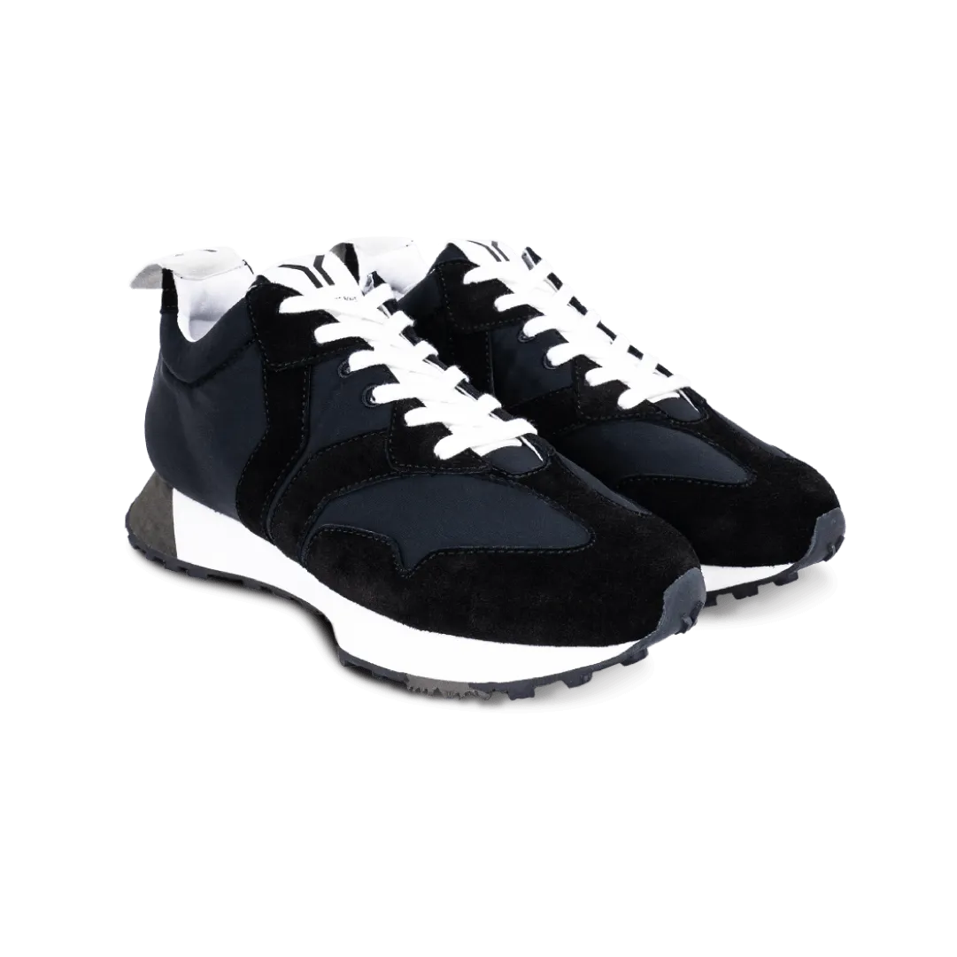 Bold Runner Black Women