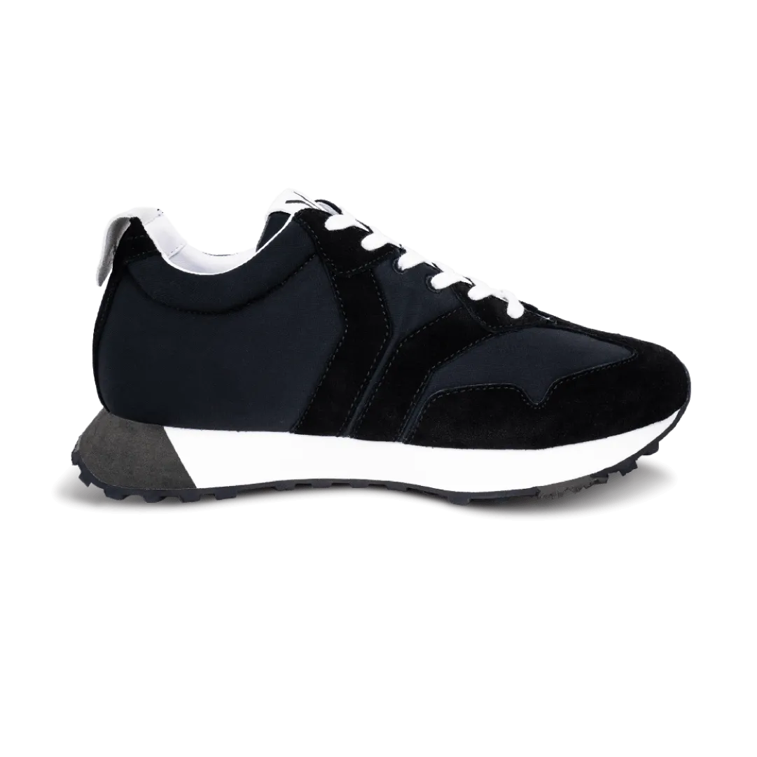 Bold Runner Black Women