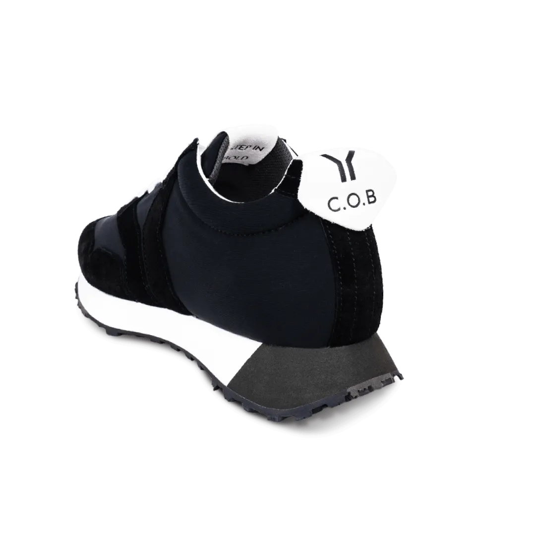 Bold Runner Black Women