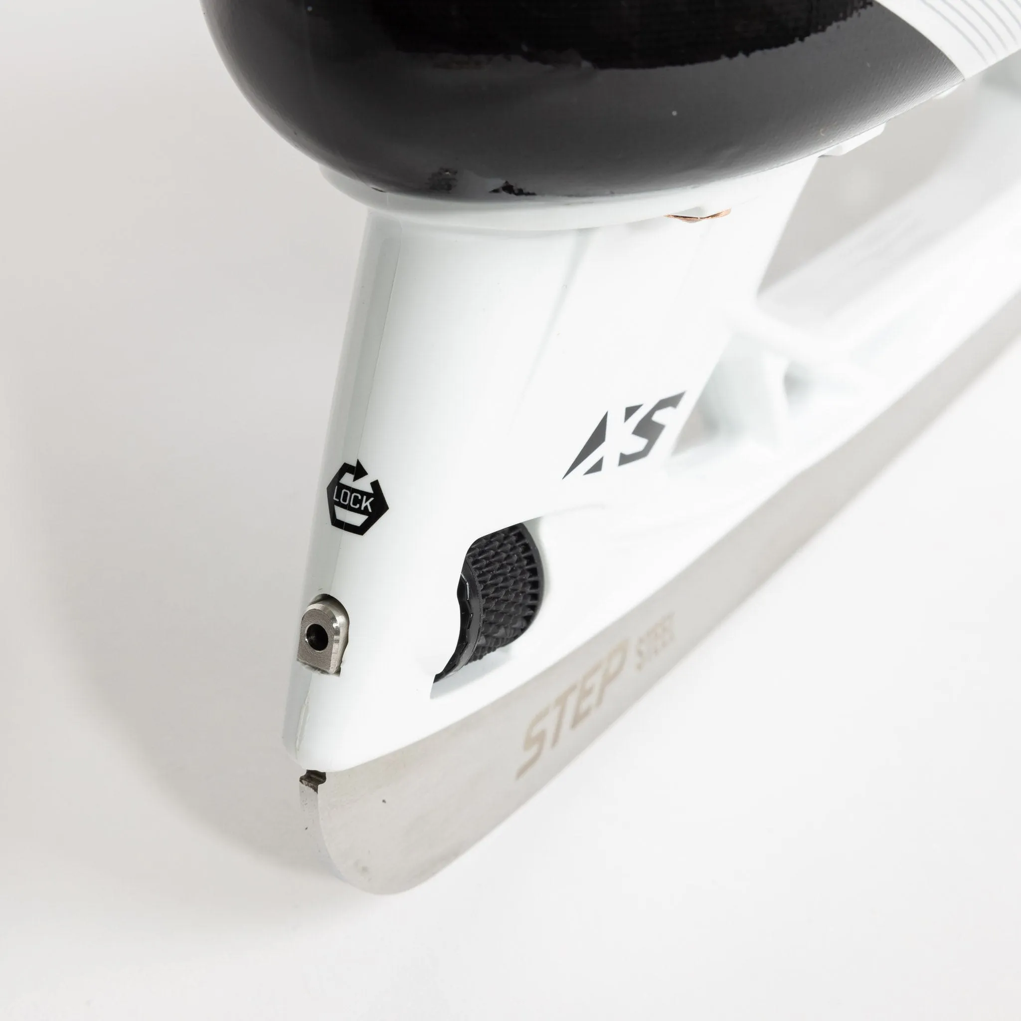 CCM Jetspeed FT6 Intermediate Hockey Skates