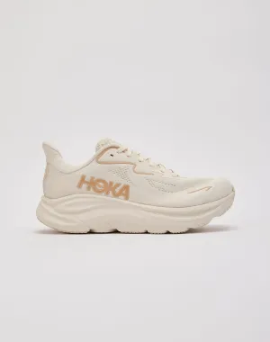 HOKA Clifton 10