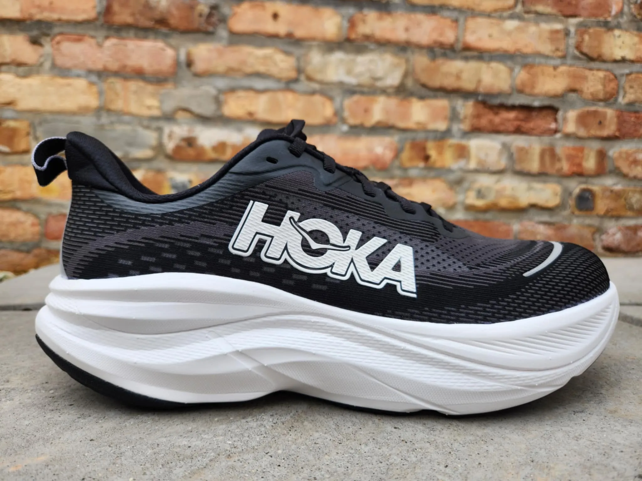 Hoka M Skyflow