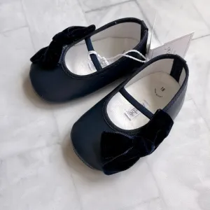 Le Bebe Enfant Velvet Bow Applique Ballet Flats