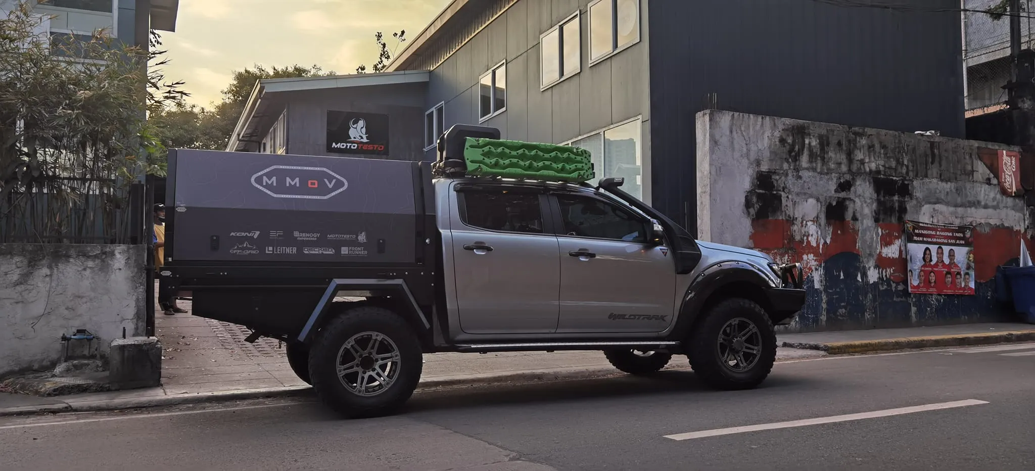 MMoV Full Tray Canopy with 30L Head Board Water Tank (for international mid-size pick up truck)