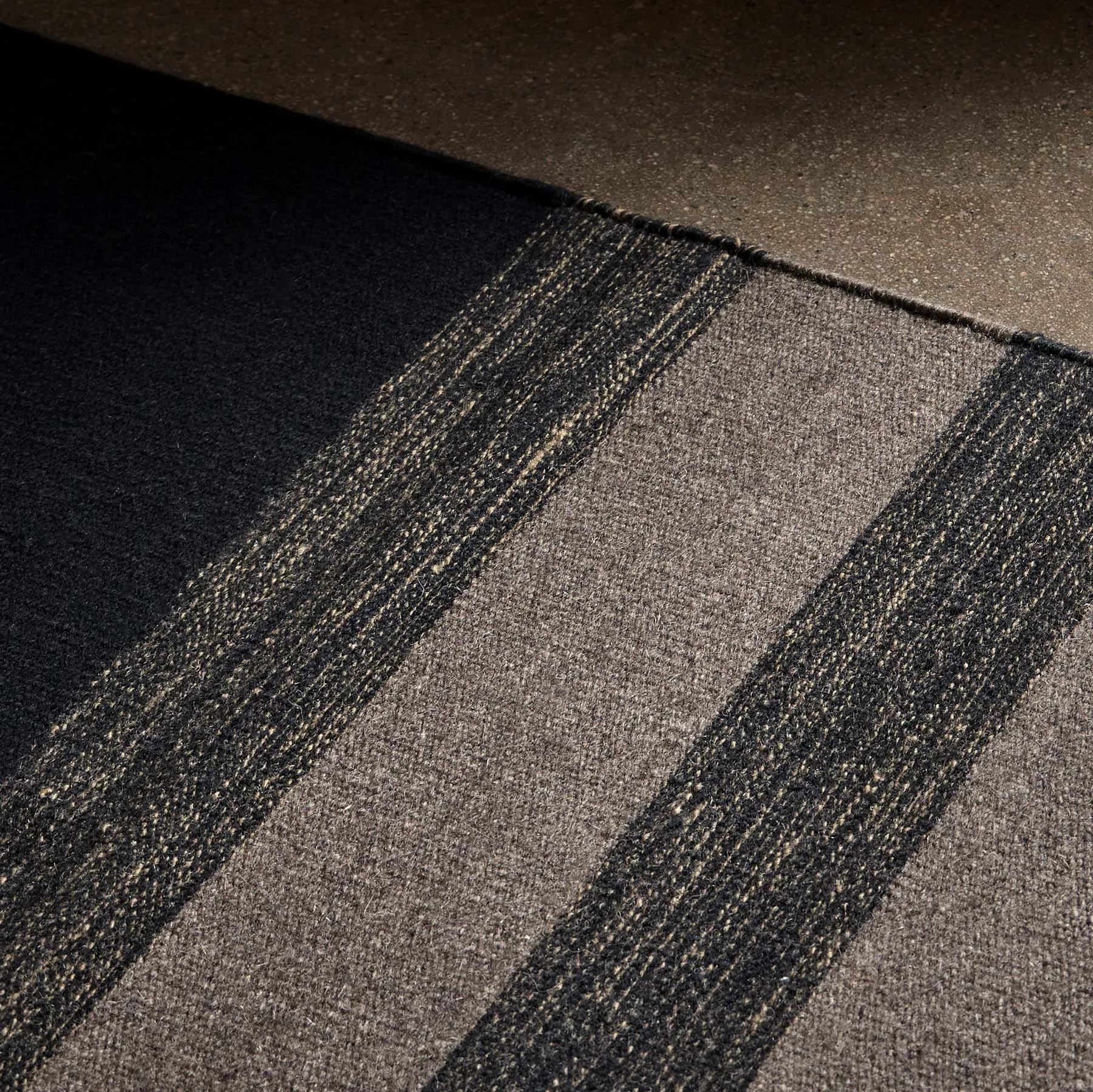 Multi Stripe Runner - Black Marle/Black/Flint