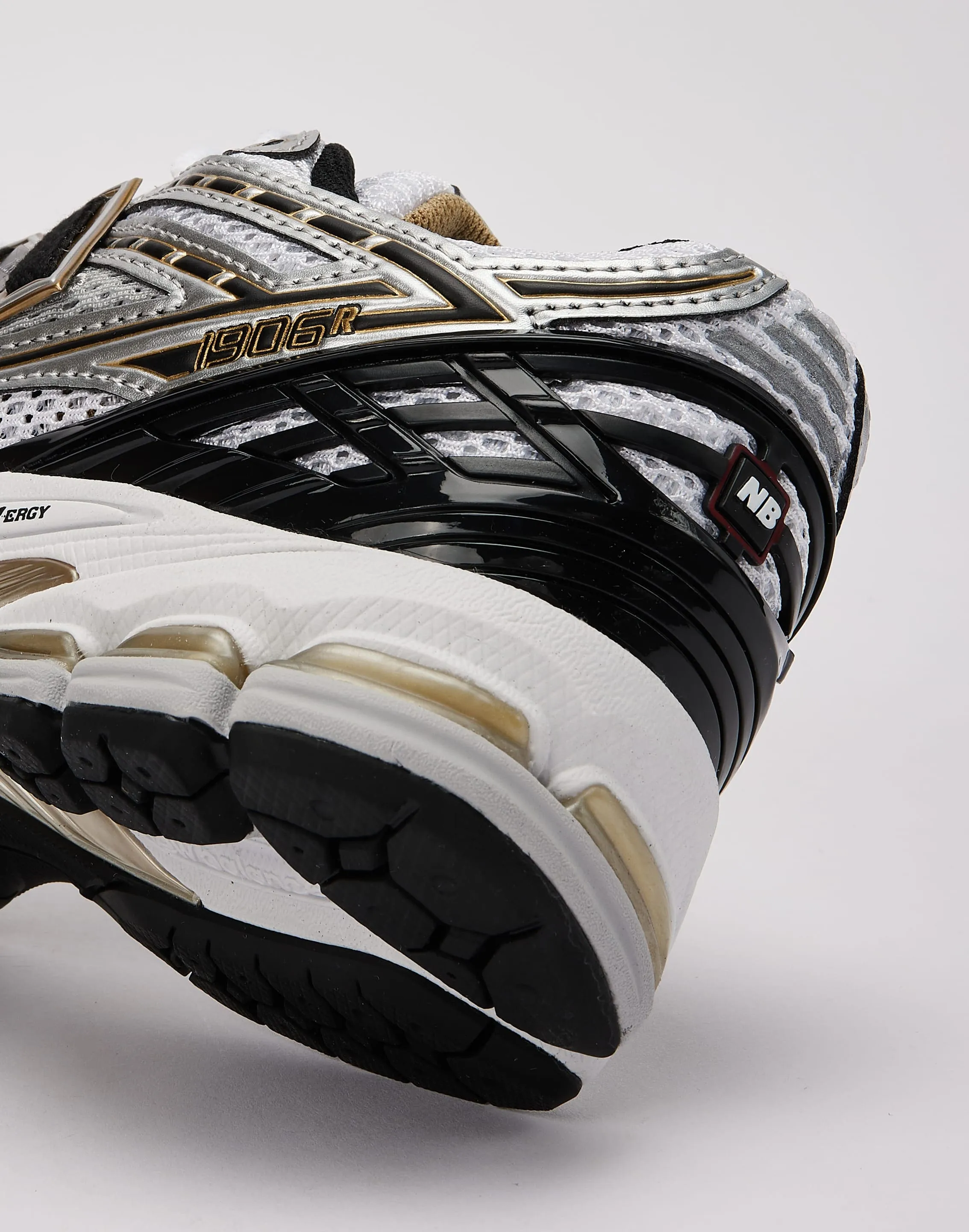 New Balance 1906R Grade-School