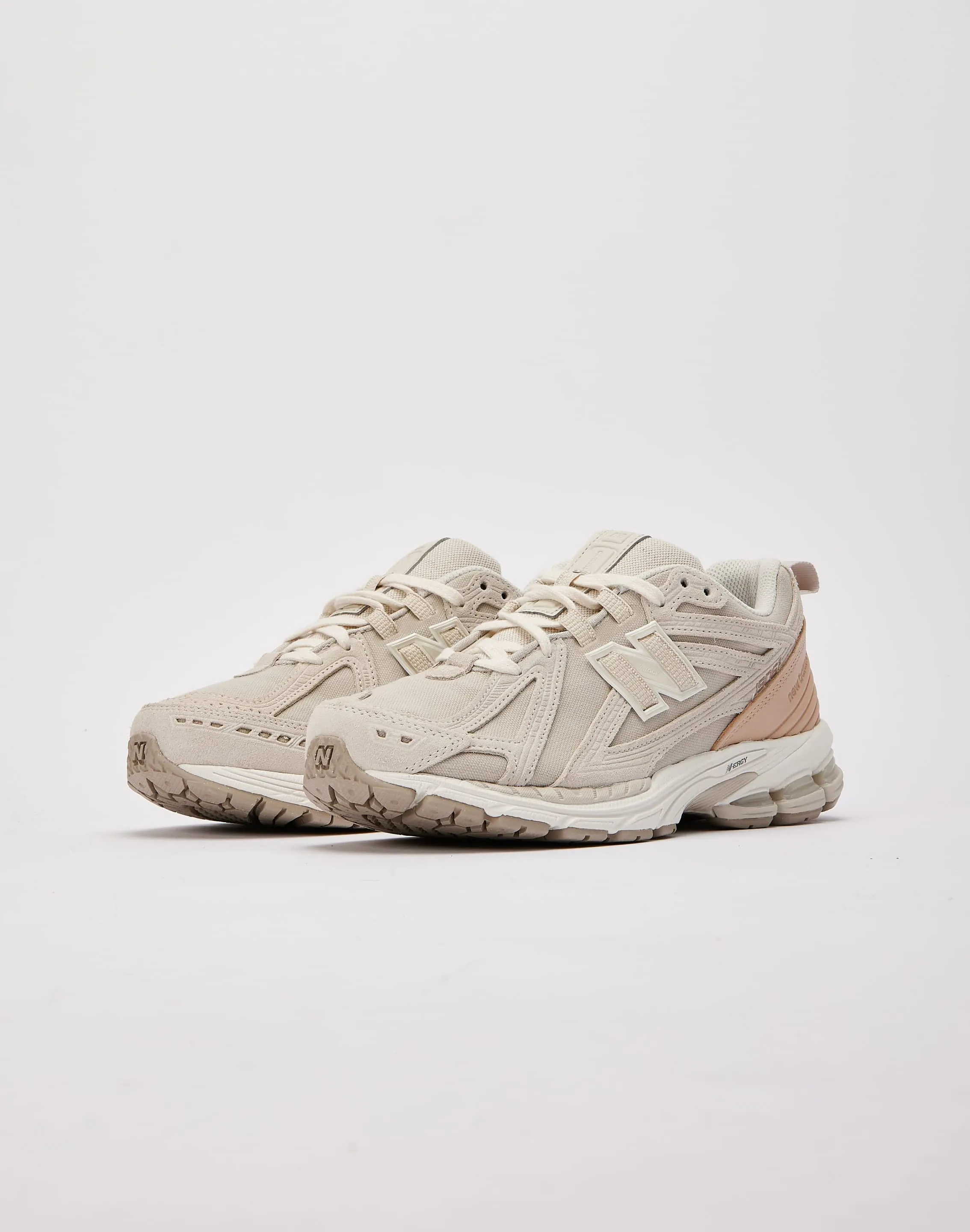 New Balance 1906R