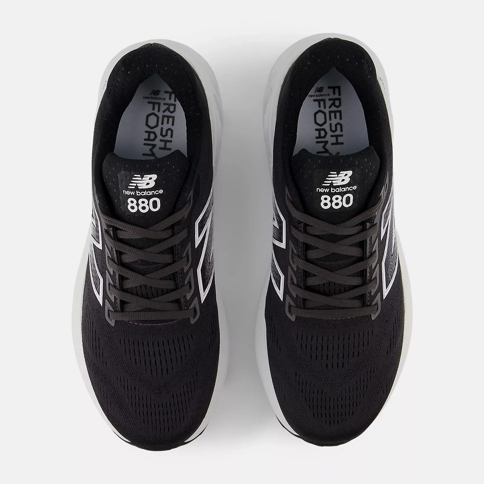 New Balance Men Fresh Foam X 880 V15 Wide - Black / White