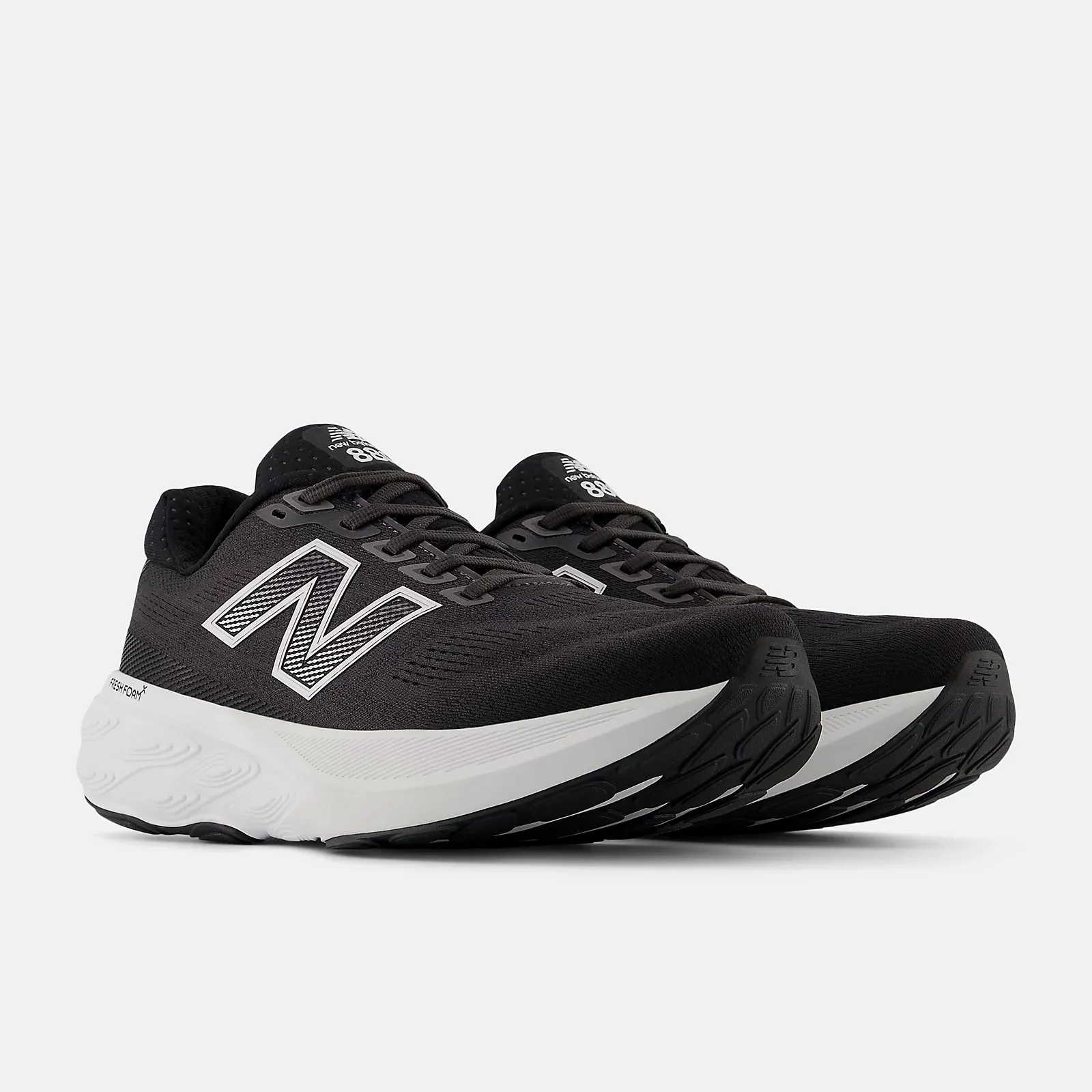 New Balance Men Fresh Foam X 880 V15 Wide - Black / White