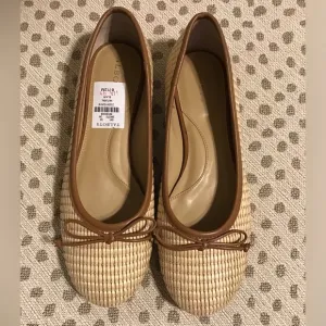 NWT talbots natural ballet shoe 8.5