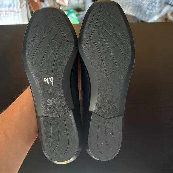 SAS Women's Coco Ballet Flat Black Bow Leather size 5.5 M