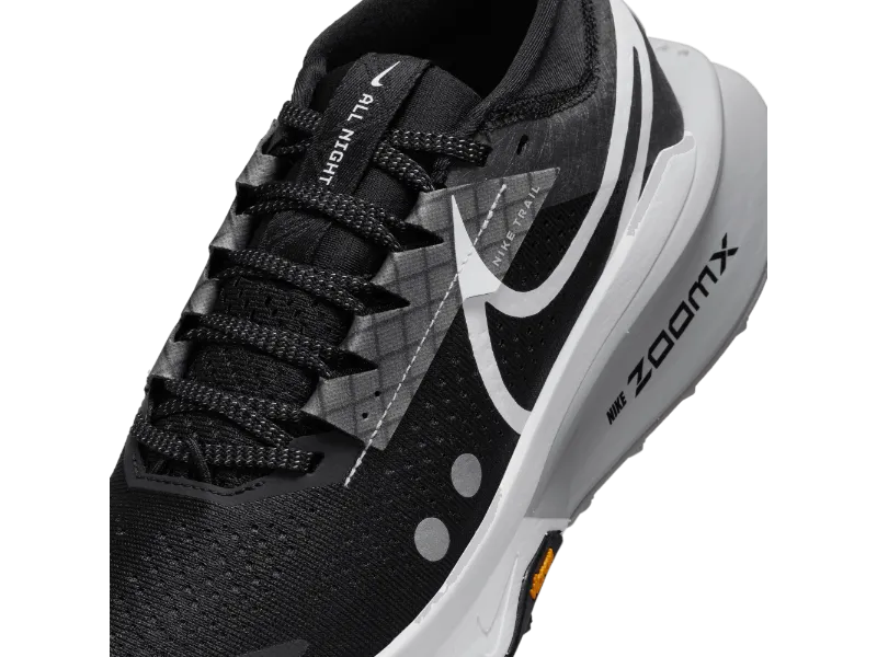 Women's Nike Zegama 2 High Cushion Trail Runner